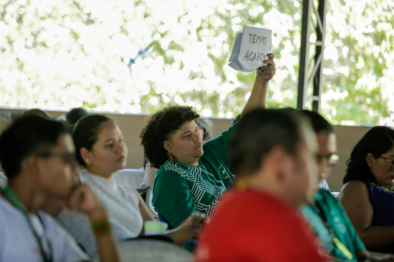 Vicente Buya, guardião do tempo da atividade de planejamento • Foto: Caio Mota